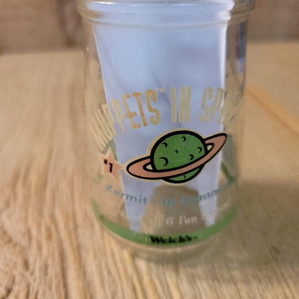 Welch's juice glass with Muppets in Space and Kermit the frog. - Picture 3 of 5